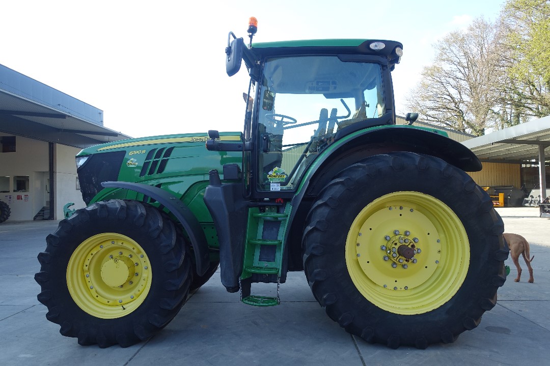 JOHN DEERE 6190 R AP