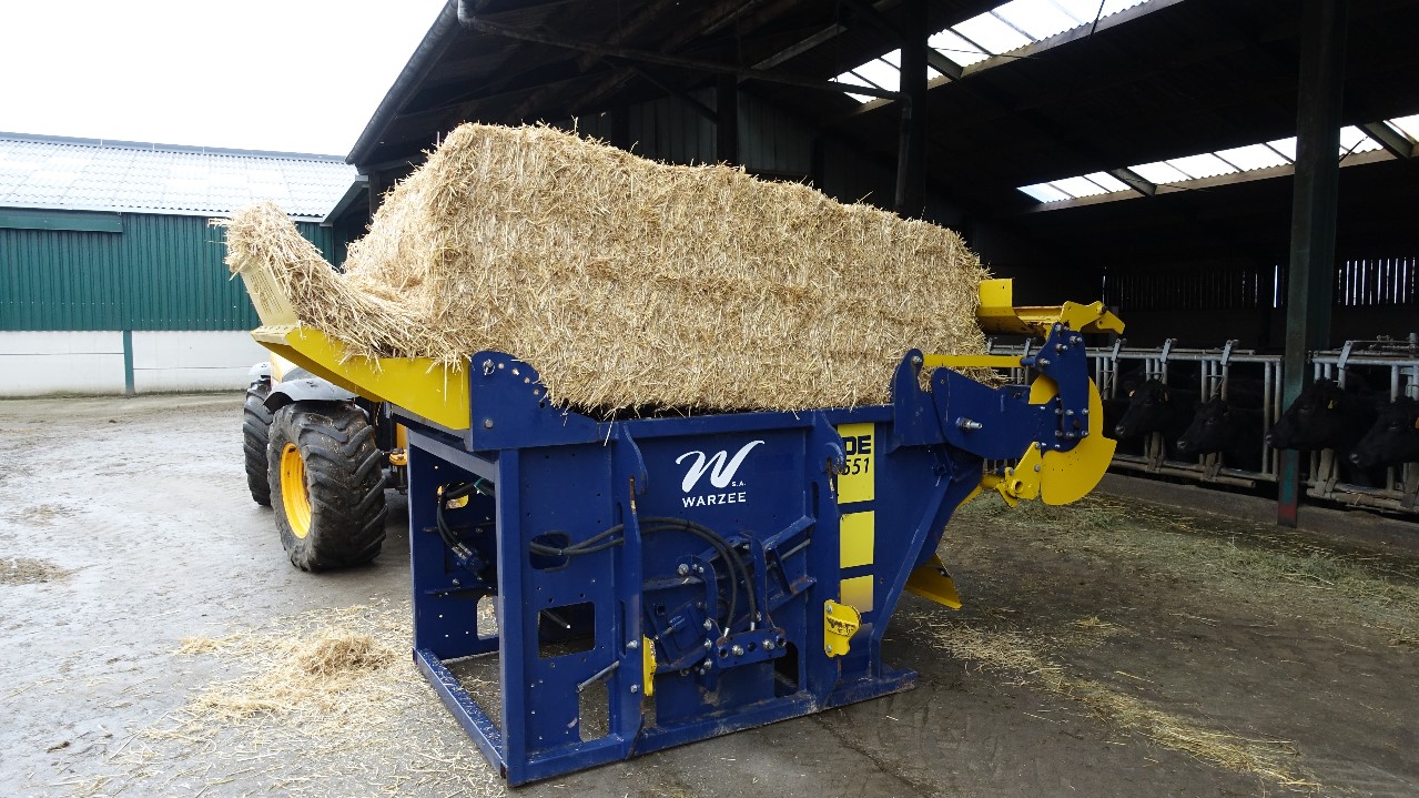 Pailleuse dérouleuse WARZEE DE 551 Qfit