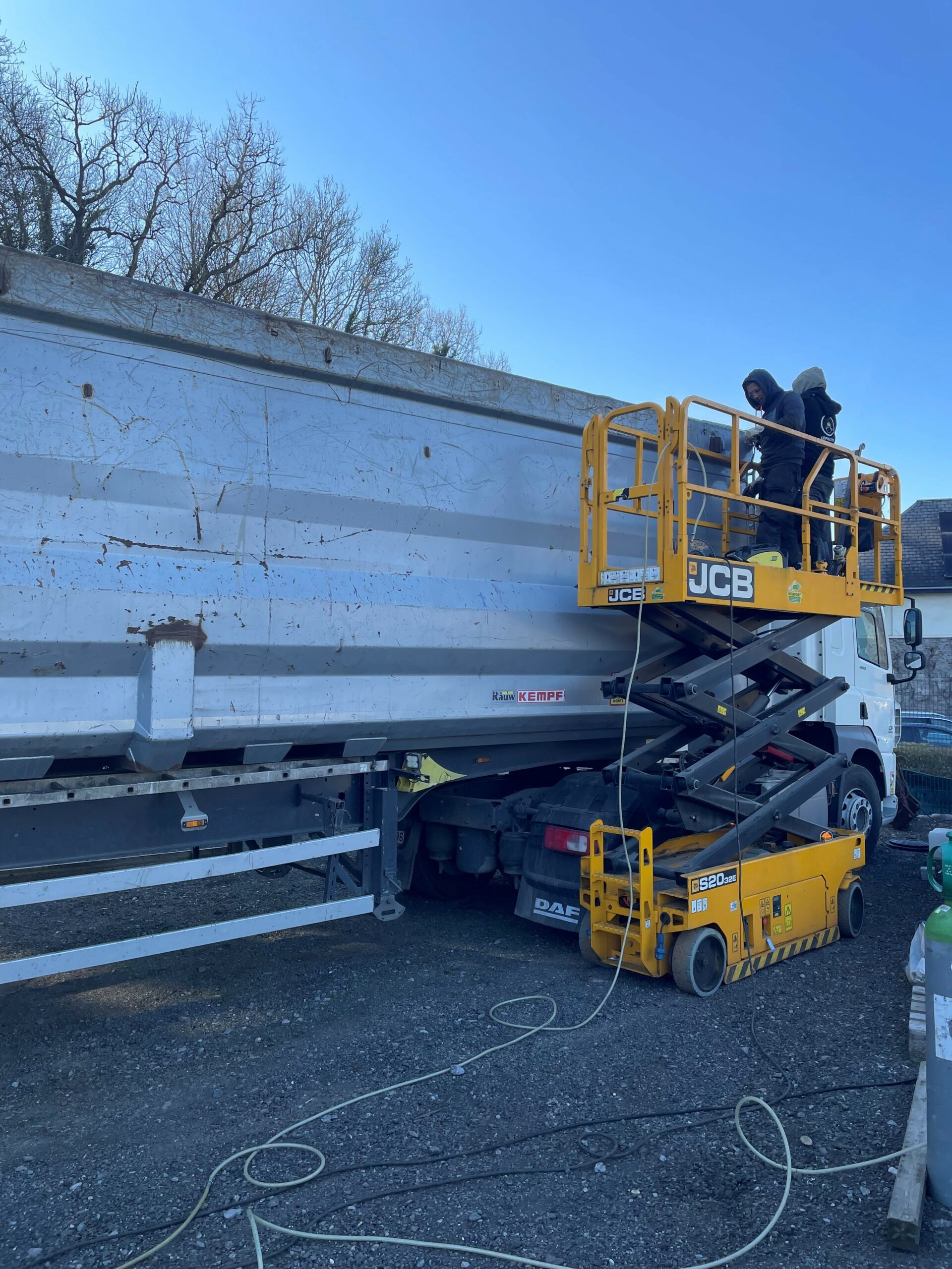 Nacelle électrique JCB S2032E 8m60