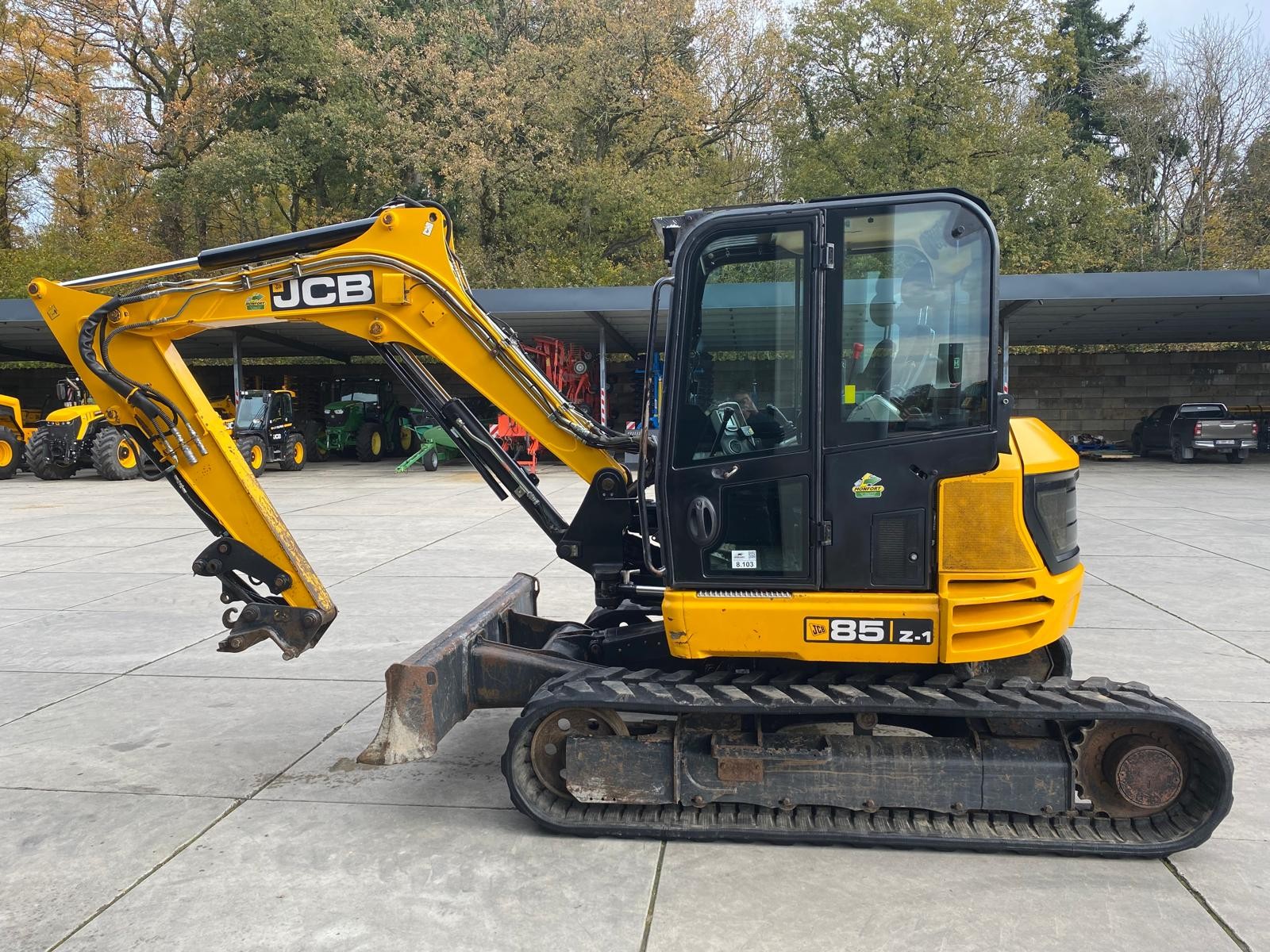 Minipelle JCB 85Z  CW10