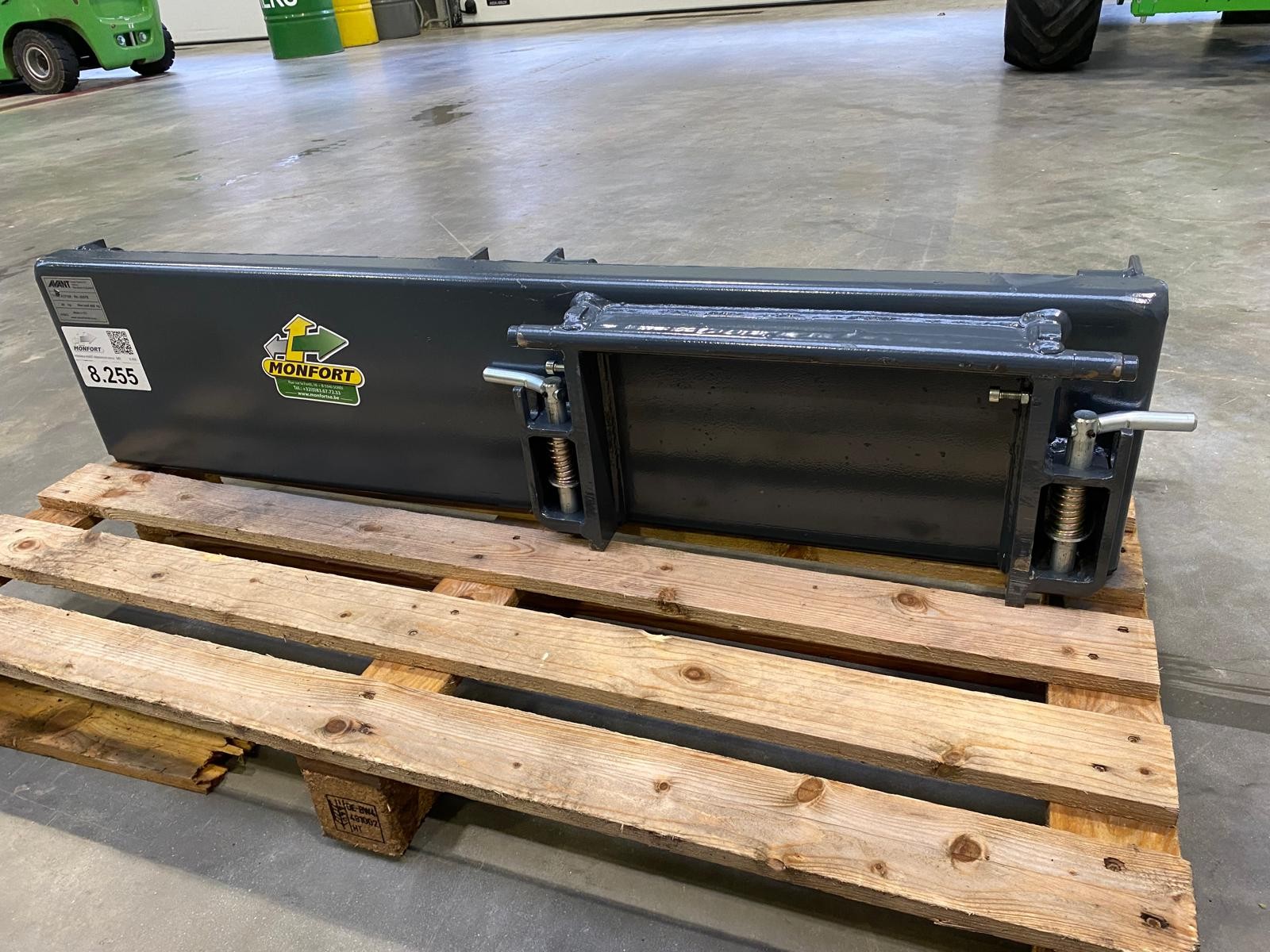 Adaptateur AVANT déplacement latéral 600mm à gauche