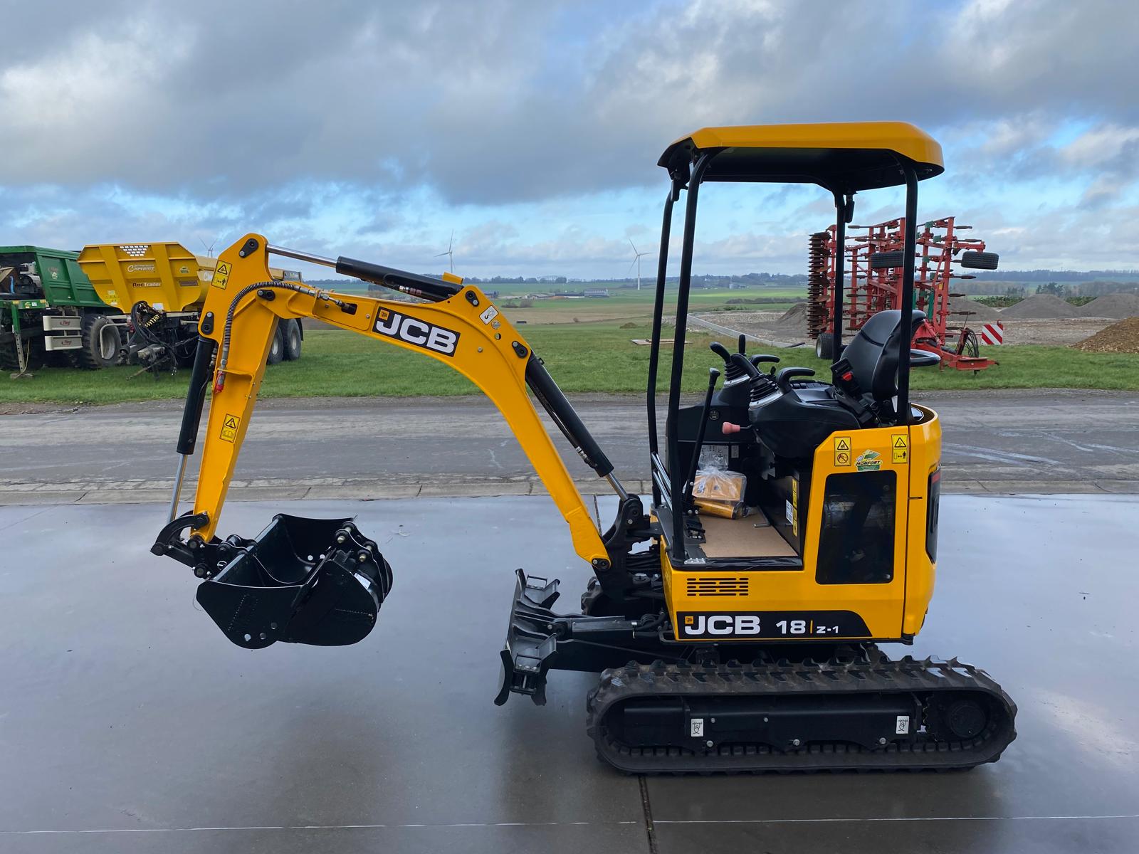 Minipelle JCB 18Z-1 + 3 godets