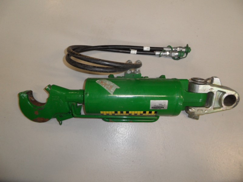 3° point hydr origine cat 4 8R (barre de poussée)